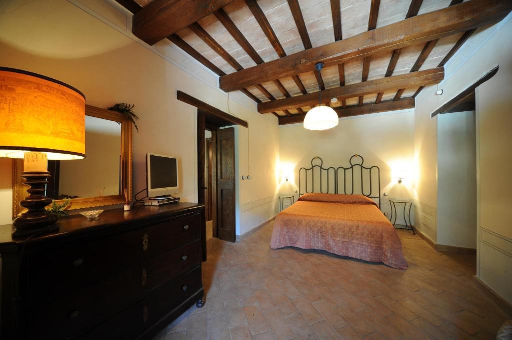 Antico Casale Urbani Guest House Scheggino Room photo